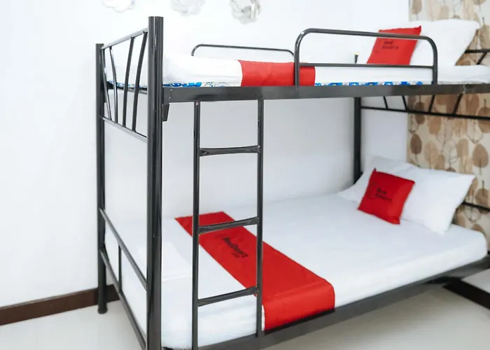 Reddoorz At Billys Affittacamere Oslob