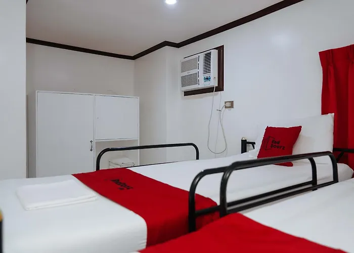 Reddoorz At Billys Affittacamere Oslob