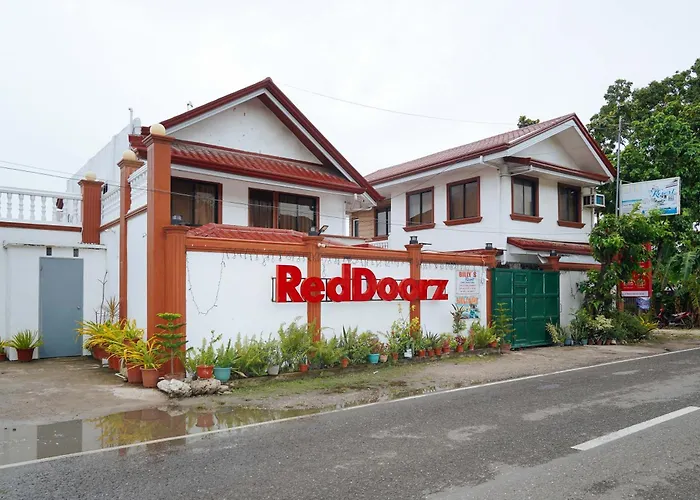 Reddoorz At Billys Affittacamere